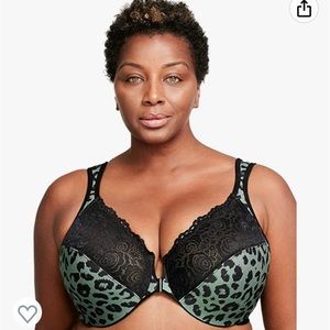 Glamorise WonderWire front closure bra in green & black leopard print with lace